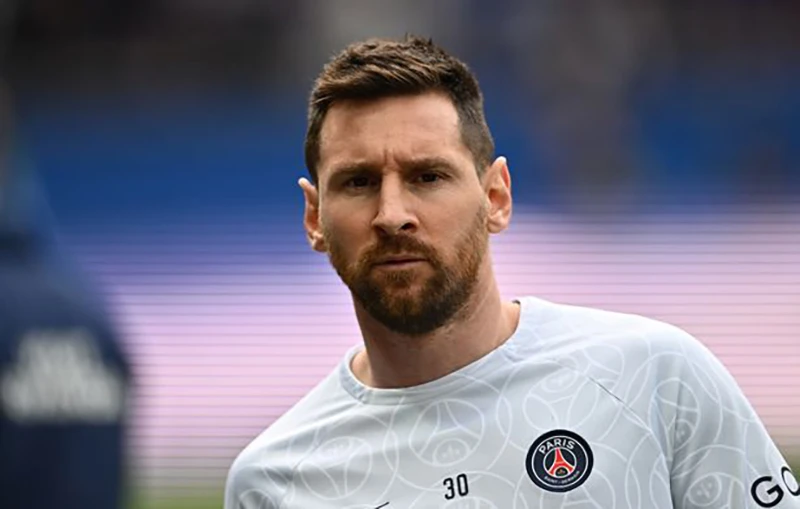 Messi bị PSG treo giò nội bộ 2 tuần nhưng hiện anh đã được gỡ án phạt. ẢNH: GETTY Messi bị PSG treo giò nội bộ 2 tuần nhưng hiện anh đã được gỡ án phạt. ẢNH: GETTY