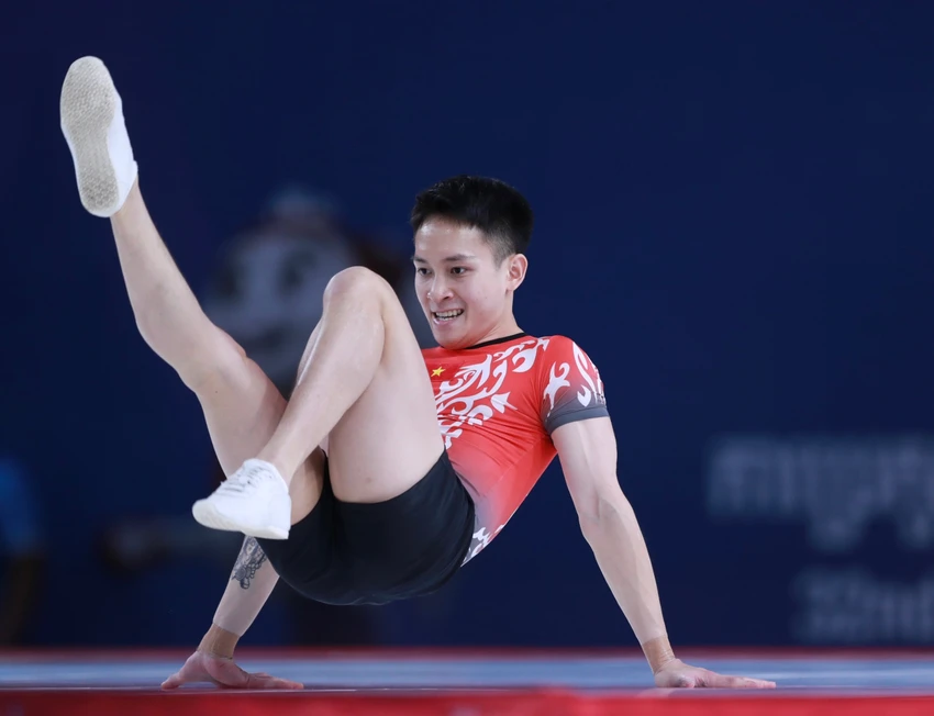Bài thi giành vàng của Phạm Thế Gia Hiển. Bài thi giành vàng của Phạm Thế Gia Hiển.