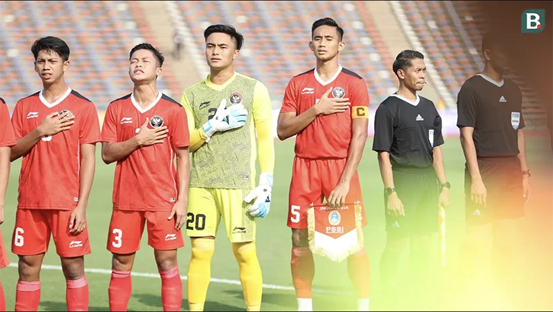 Thủ môn Ernadno Ari là niềm hi vọng của Indonesia nếu phải phân định thắng thua bằng penalty. ẢNH: BOLA Thủ môn Ernadno Ari là niềm hi vọng của Indonesia nếu phải phân định thắng thua bằng penalty. ẢNH: BOLA