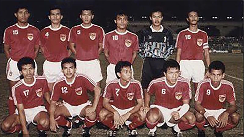Đội hình Indonesia tại SEA Games 1991. ẢNH: BOLA Đội hình Indonesia tại SEA Games 1991. ẢNH: BOLA