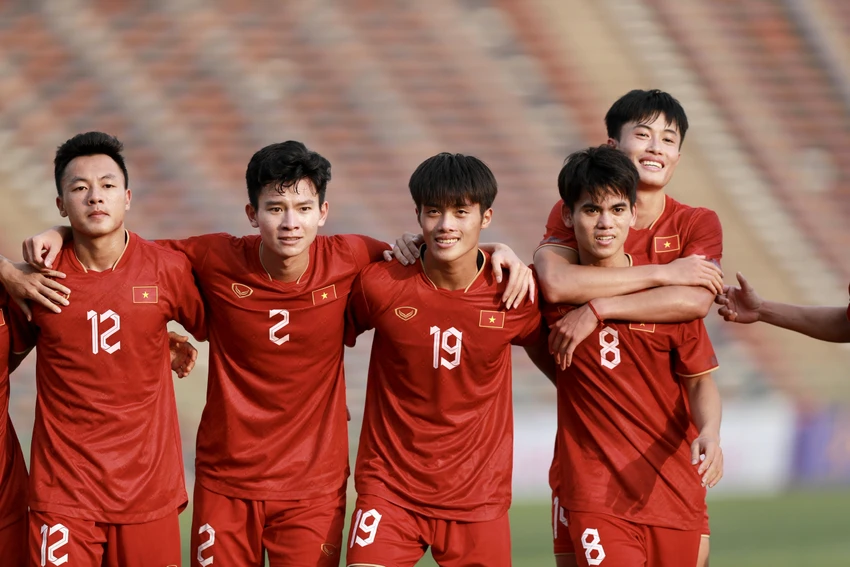 U-22 Việt Nam có chiến thắng dễ dàng trước Myanmar. U-22 Việt Nam có chiến thắng dễ dàng trước Myanmar.