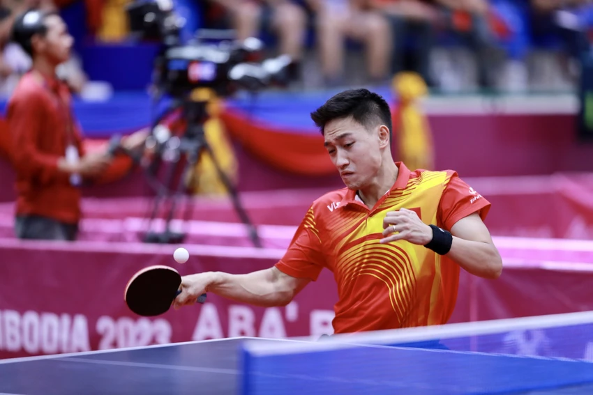 Anh Tú vào chung kết bóng bàn đơn nam. ẢNH: ANH PHƯƠNG Anh Tú vào chung kết bóng bàn đơn nam. ẢNH: ANH PHƯƠNG