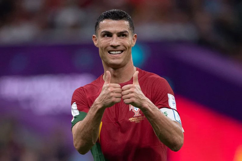Ronaldo số 1 về kiếm tiền trong giới VĐV thể thao. ẢNH: GETTY Ronaldo số 1 về kiếm tiền trong giới VĐV thể thao. ẢNH: GETTY