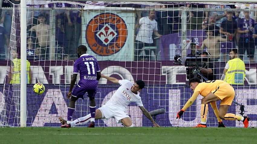 AS Roma thua ngược Fiorentina và chính thức hết cơ hội lọt Top 4 Serie A mùa này. ẢNH: GETTY AS Roma thua ngược Fiorentina và chính thức hết cơ hội lọt Top 4 Serie A mùa này. ẢNH: GETTY