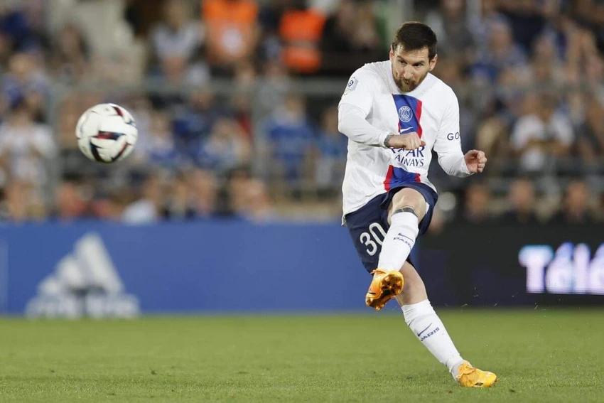 Messi tiếp tục tỏa sáng khi đều đặn ghi bàn. Ảnh: AP Messi tiếp tục tỏa sáng khi đều đặn ghi bàn. Ảnh: AP