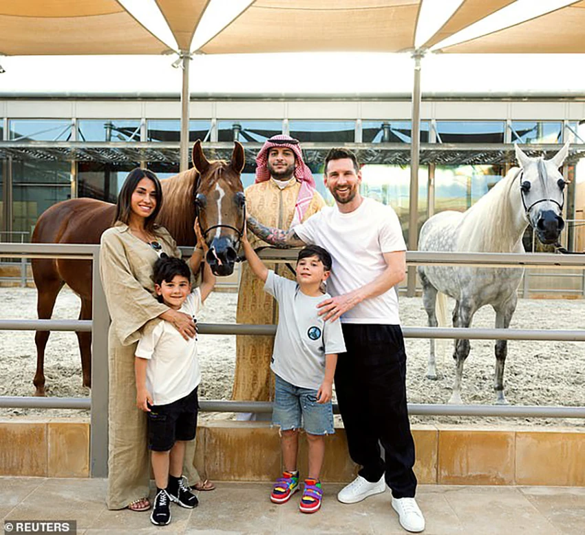 Gia đình Lionel Messi gần đây đã tới Saudi Arabia khi Messi thực hiện hợp đồng làm đại sứ du lịch cho quốc gia giàu có ở Trung Đông này. ẢNH: REUTERS