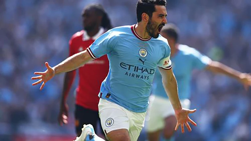 Gundogan ghi cả hai bàn thắng cho Man City trong trận chung kết FA Cup. ẢNH: GETTY