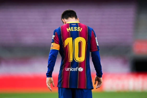 Messi cảm thấy mệt mỏi vì những vấn đề xảy ra việc anh trở lại Barca. Ảnh: GETTY