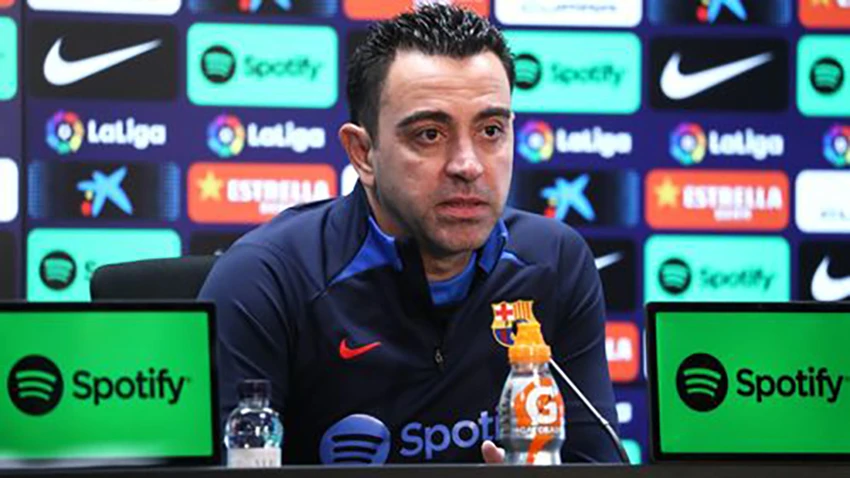 Xavi ám chỉ Messi không chịu được áp lực nên đã thay đổi ý định trở lại Barca. ẢNH: GETTY Xavi ám chỉ Messi không chịu được áp lực nên đã thay đổi ý định trở lại Barca. ẢNH: GETTY