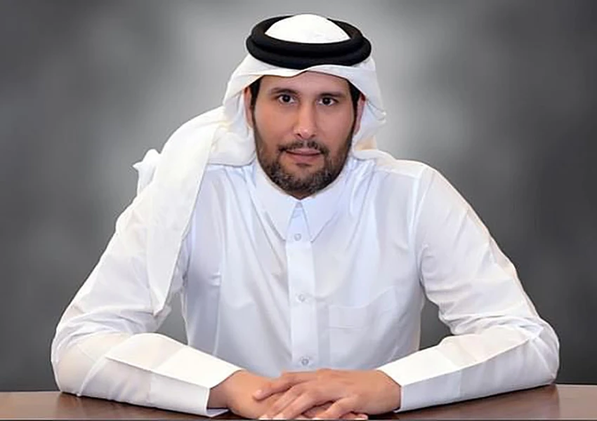 Sheikh Jassim tự tin đã trở lại cuộc đua mua MU. ẢNH: DAILY MAIL Sheikh Jassim tự tin đã trở lại cuộc đua mua MU. ẢNH: DAILY MAIL