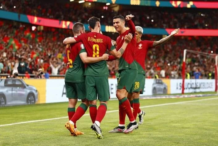 Ronaldo vẫn chưa thể ghi bàn trong chiến thắng 3-0 trước Bosnia & Herzegovina. Ảnh: Reuters Ronaldo vẫn chưa thể ghi bàn trong chiến thắng 3-0 trước Bosnia & Herzegovina. Ảnh: Reuters