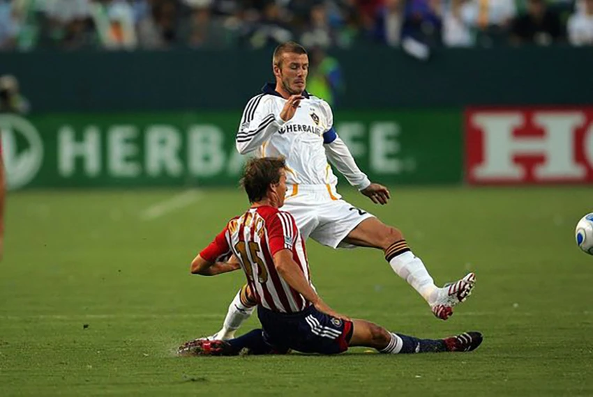 David Beckham từng đối mặt với "thái độ thù địch" từ các đối thủ ở MLS. ẢNH: GETTY David Beckham từng đối mặt với "thái độ thù địch" từ các đối thủ ở MLS. ẢNH: GETTY