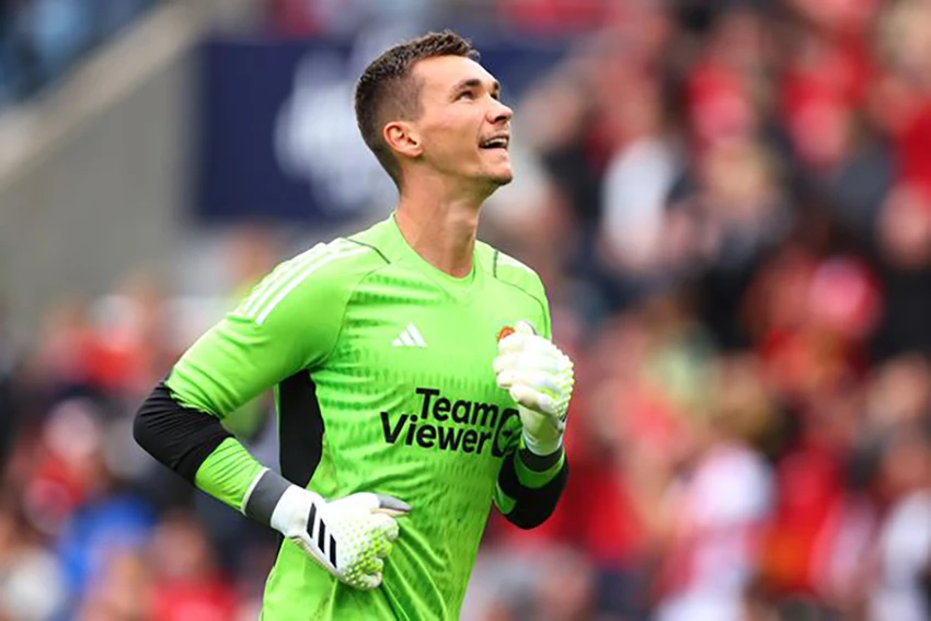 Matej Kovar đang nỗ lực ghi điểm trong mắt Ten Hag. ẢNH: GETTY