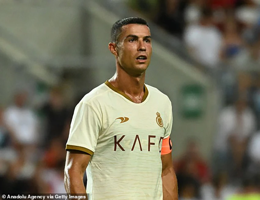 Ronaldo đang là đội trưởng Al Nassr. ẢNH: GETTY Ronaldo đang là đội trưởng Al Nassr. ẢNH: GETTY