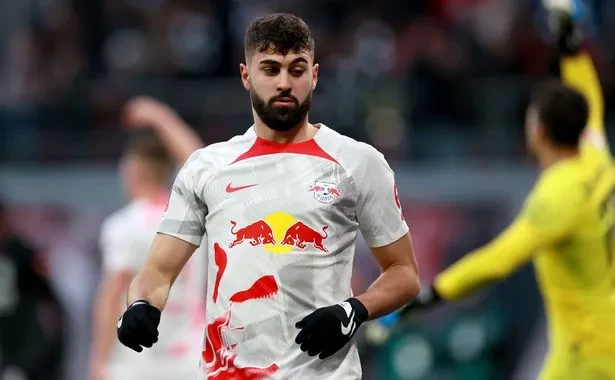 Josko Gvardiol đang là mục tiêu số 1 của Man City trên thị trường chuyển nhượng mùa hè năm nay. ẢNH: GETTY Josko Gvardiol đang là mục tiêu số 1 của Man City trên thị trường chuyển nhượng mùa hè năm nay. ẢNH: GETTY