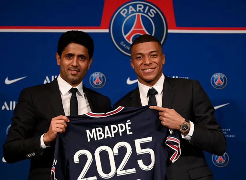 Mbappe từ chối kích hoạt điều khoản gia hạn hợp đồng thêm 1 năm với PSG (đến năm 2025). ẢNH: GETTY