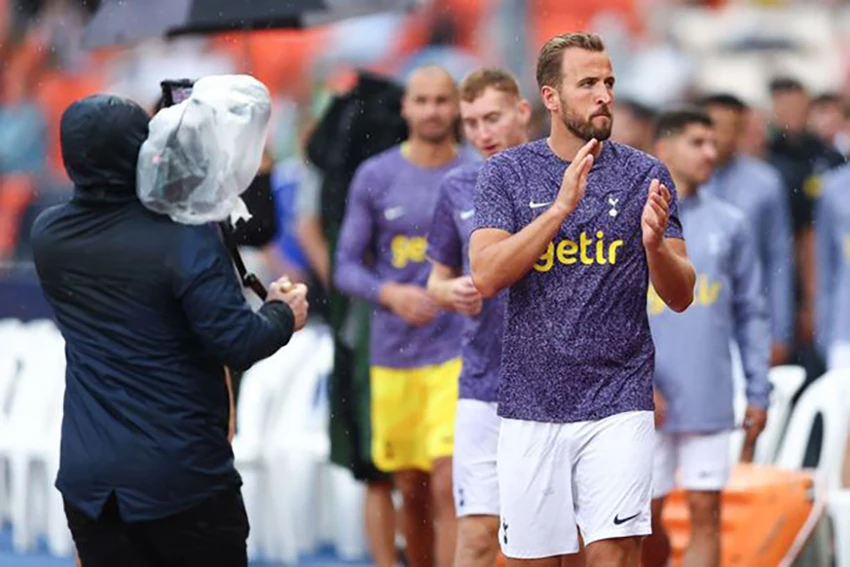 Tottenham đã ra tối hậu thư cho Kane là hoặc ký hợp đồng mới, hoặc bị bán. ẢNH: GETTY Tottenham đã ra tối hậu thư cho Kane là hoặc ký hợp đồng mới, hoặc bị bán. ẢNH: GETTY
