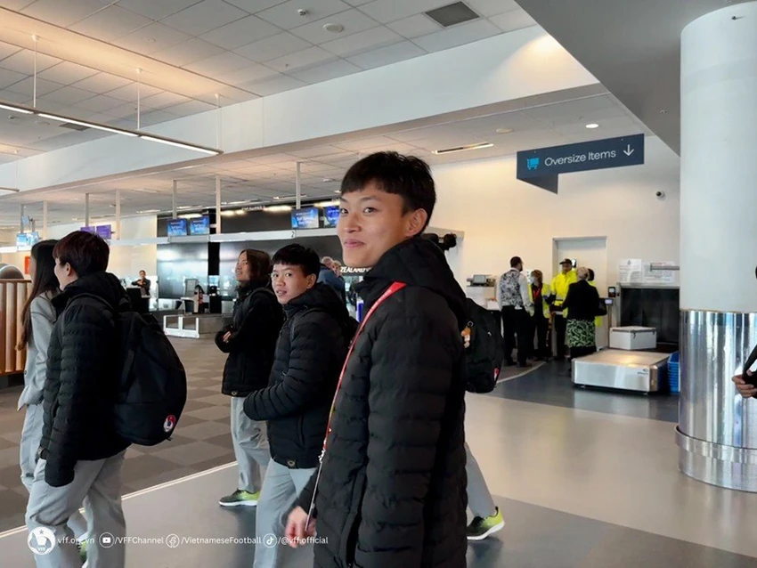 Đội tuyển nữ Việt Nam đáp chuyến bay tới Dunedin để thi đấu trận cuối cùng ở World Cup 2023 với Hà Lan. ẢNH: VFF Đội tuyển nữ Việt Nam đáp chuyến bay tới Dunedin để thi đấu trận cuối cùng ở World Cup 2023 với Hà Lan. ẢNH: VFF