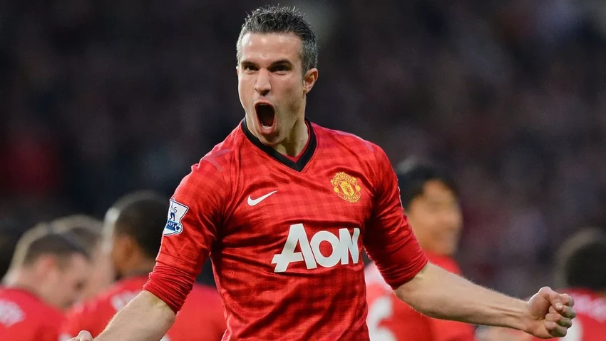Van Persie ghi 30 bàn ngay ở mùa đầu tiên chơi cho MU và giành Premier League 2012 - 2013. ẢNH: GETTY Van Persie ghi 30 bàn ngay ở mùa đầu tiên chơi cho MU và giành Premier League 2012 - 2013. ẢNH: GETTY