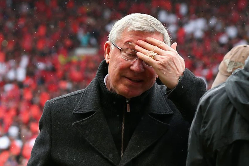 Sir Alex Ferguson ban đầu không muốn ký hợp đồng với Van Persie. ẢNH: GETTY Sir Alex Ferguson ban đầu không muốn ký hợp đồng với Van Persie. ẢNH: GETTY