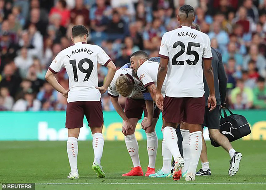 De Bruyne dính chấn thương chỉ sau 22 phút bóng lăn. ẢNH: REUTERS