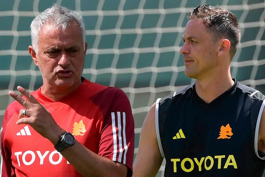 Matic đã gắn bó với Mourinho tại Chelsea, MU và AS Roma. ẢNH: MIRROR Matic đã gắn bó với Mourinho tại Chelsea, MU và AS Roma. ẢNH: MIRROR