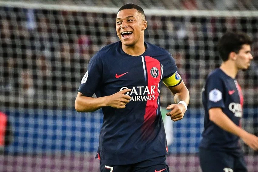 Mbappe được cho là đã đồng ý gia hạn hợp đồng thêm 1 năm với PSG. ẢNH: REX Mbappe được cho là đã đồng ý gia hạn hợp đồng thêm 1 năm với PSG. ẢNH: REX