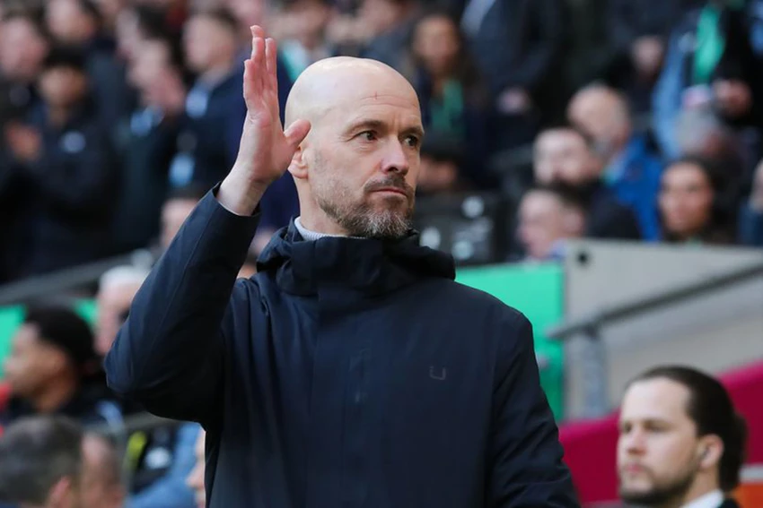Ten Hag đã có câu trả lời thông minh trước phát biểu "không nhìn trước ngó sau" của Bailly. ẢNH: GETTY