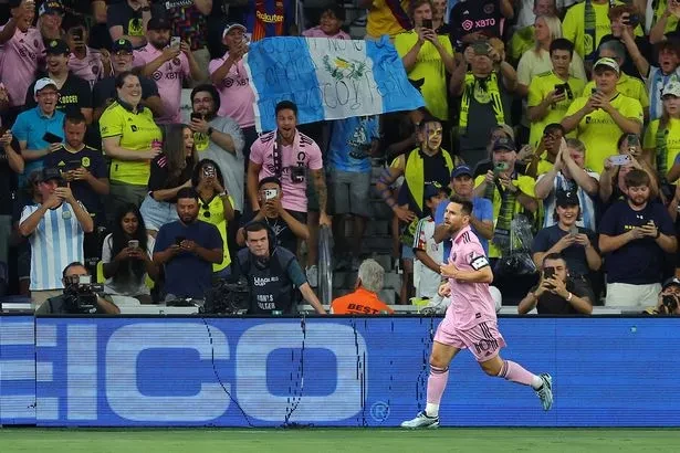 Lionel Messi ăn mừng bàn thắng mở tỉ số trận chung kết Leagues Cup. ẢNH: GETTY Lionel Messi ăn mừng bàn thắng mở tỉ số trận chung kết Leagues Cup. ẢNH: GETTY
