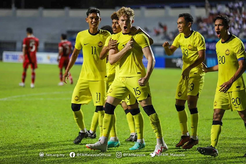 U-23 Malaysia mạnh nhờ “Tây” nhưng U-23 Việt Nam có cách triệt ảnh 1 U-23 Malaysia mạnh nhờ “Tây” nhưng U-23 Việt Nam có cách triệt ảnh 1