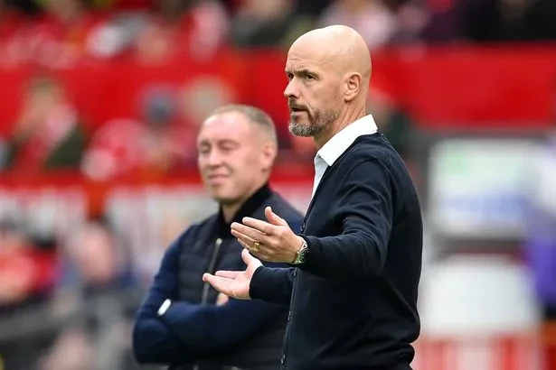 HLV Erik Ten Hag của MU không hài lòng với màn trình diễn của MU trong những phút đầu tiên. ẢNH: GETTY HLV Erik Ten Hag của MU không hài lòng với màn trình diễn của MU trong những phút đầu tiên. ẢNH: GETTY