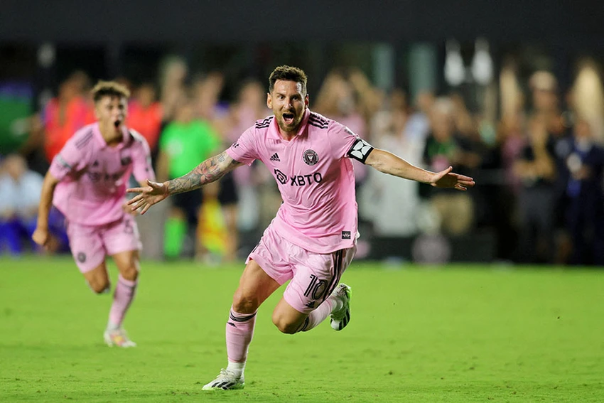 Messi cho biết anh đã giành được mọi thứ và bây giờ là lúc tận hưởng bóng đá. Messi cho biết anh đã giành được mọi thứ và bây giờ là lúc tận hưởng bóng đá.