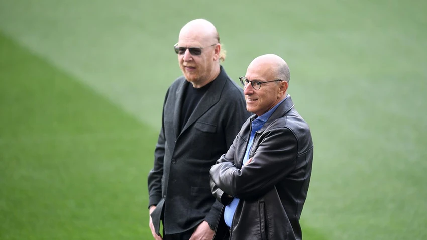 Nhà Glazer đã "rút ruột" MU rất nhiều trong gần 20 năm sở hữu đội chủ sân Old Trafford. ẢNH: GETTY Nhà Glazer đã "rút ruột" MU rất nhiều trong gần 20 năm sở hữu đội chủ sân Old Trafford. ẢNH: GETTY