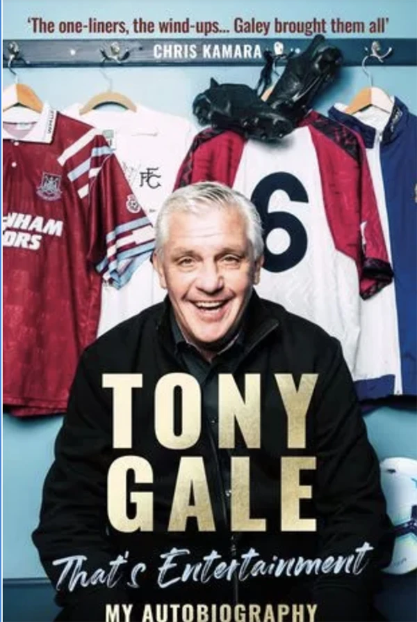 Cuốn sáng mới của Tony Gale vừa được phát hành. ẢNH: MIRROR Cuốn sáng mới của Tony Gale vừa được phát hành. ẢNH: MIRROR