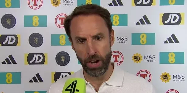 Southgate dành lời khen của Bellingham, đồng thời ra sức bảo vệ Maguire. ẢNH: CHANNEL 14 Southgate dành lời khen của Bellingham, đồng thời ra sức bảo vệ Maguire. ẢNH: CHANNEL 14