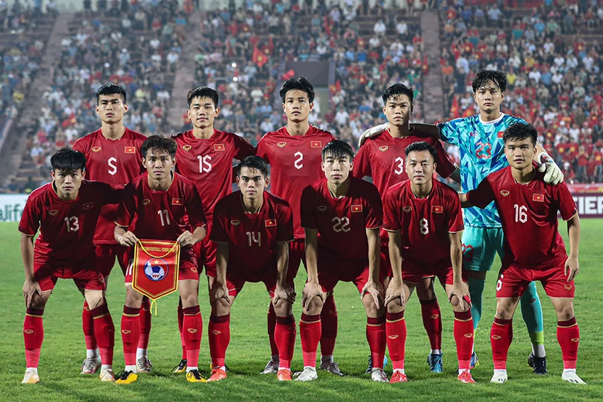 U-23 Việt Nam trở thành đội bóng Đông Nam Á duy nhất vào nhóm hạt giống số 2. U-23 Việt Nam trở thành đội bóng Đông Nam Á duy nhất vào nhóm hạt giống số 2.
