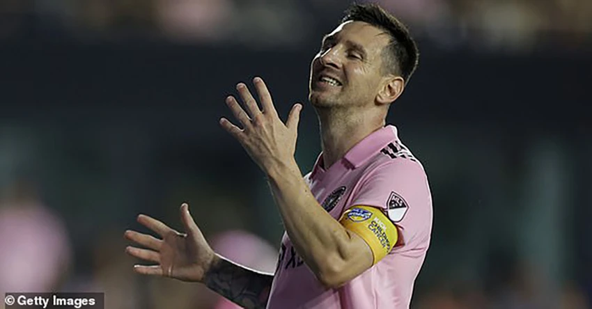 messi-1.JPG