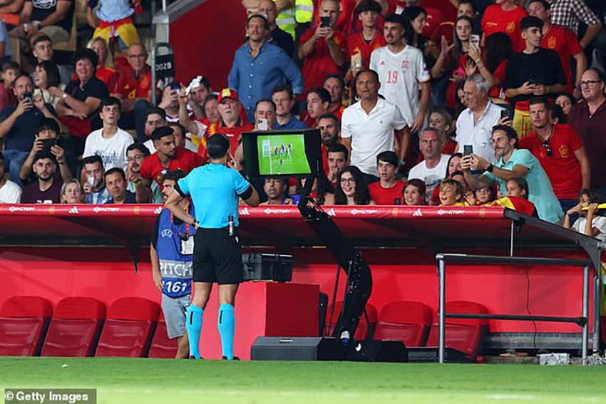 euro-2024-var.jpg