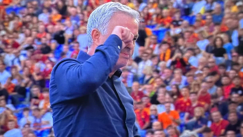 as-roma-jose-mourinho.jpg