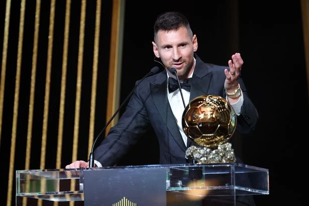 messi-qua-bong-vang.jpeg