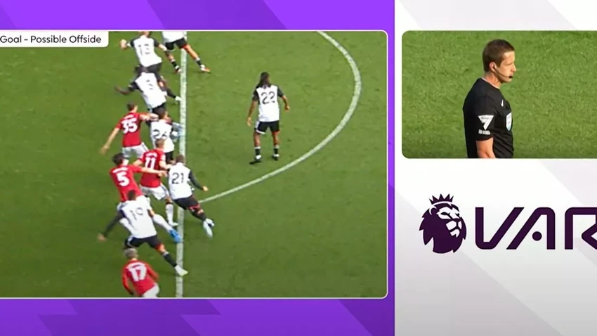 manchester-united-var.jpg