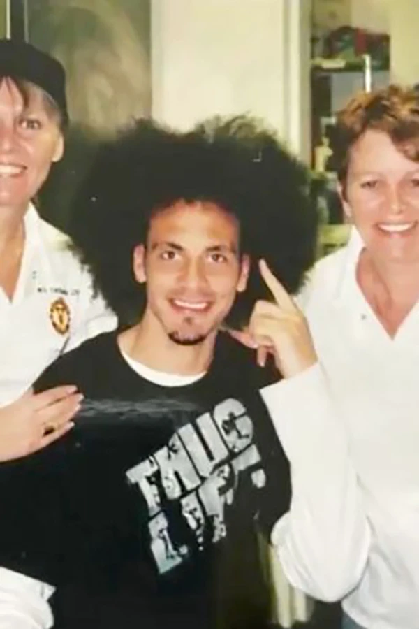 ferdinand-carol-manchester-united.jpeg