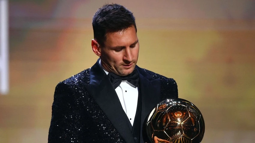 qua-bong-vang-lionel-messi.jpeg
