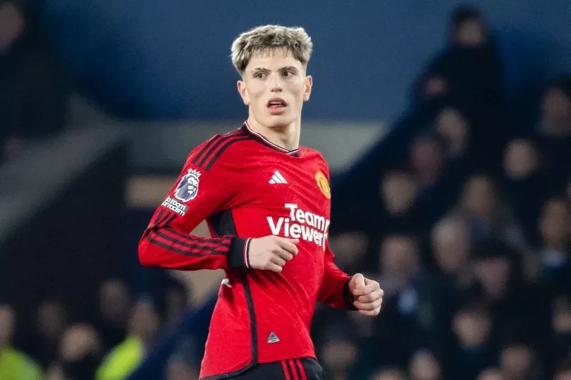 garnacho-manchester-united.jpg