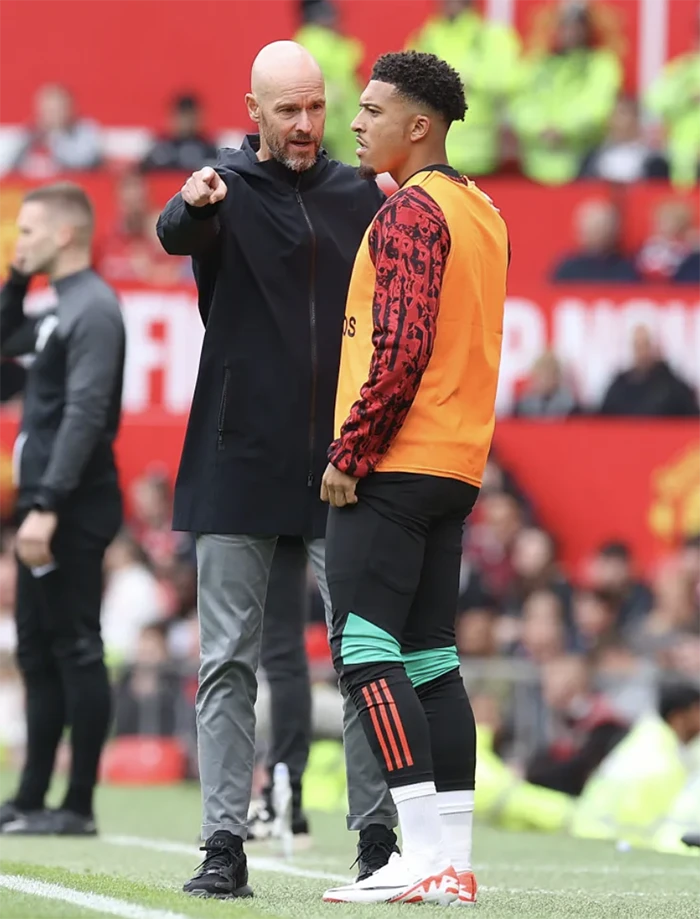 manchester-united-ten-hag-sancho.png
