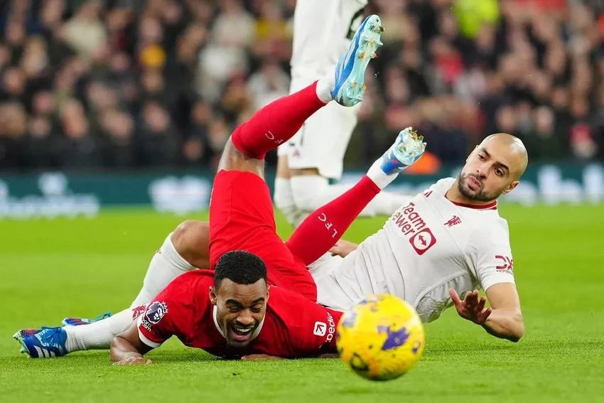 manchester-united-liverpool.jpg