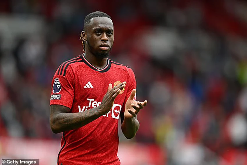 wan-bissaka-manchester-united-1503.jpg