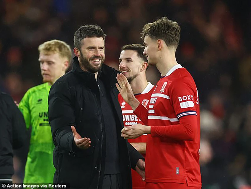manchester-united-Michael-Carrick.jpg