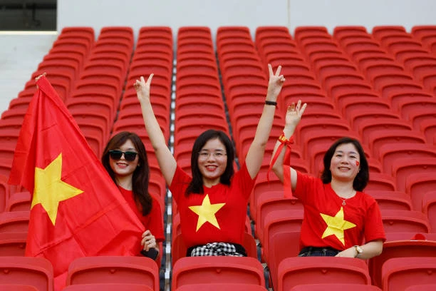Fan-viet-nam.jpeg