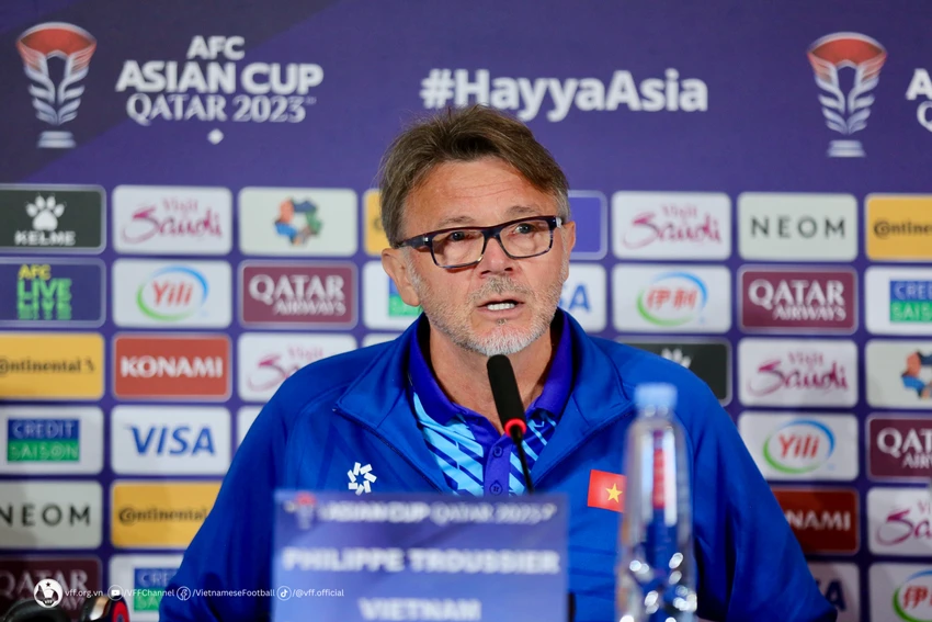 tuyen-viet-nam-Philippe-Troussier.jpeg